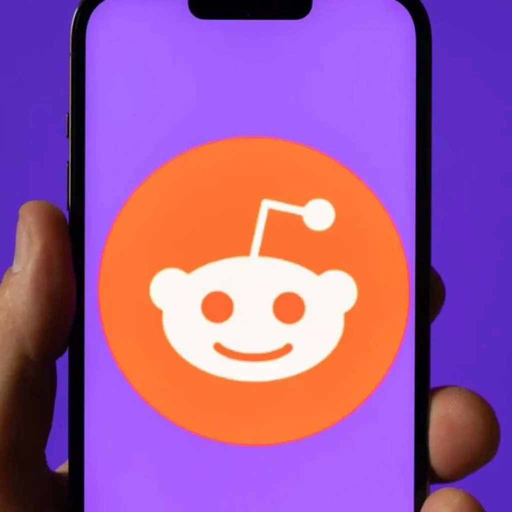 Reddit Logo on Cell Phone